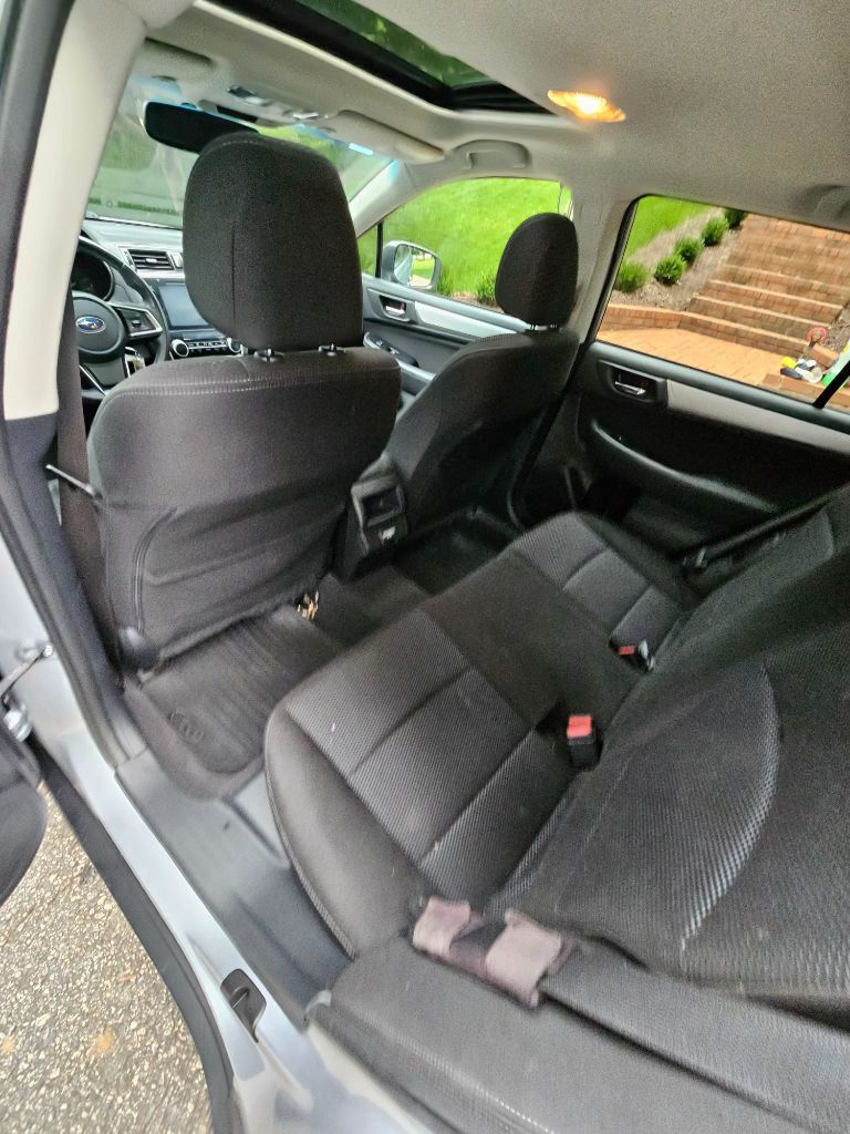 2018 Subaru Outback Premium - Photo 12