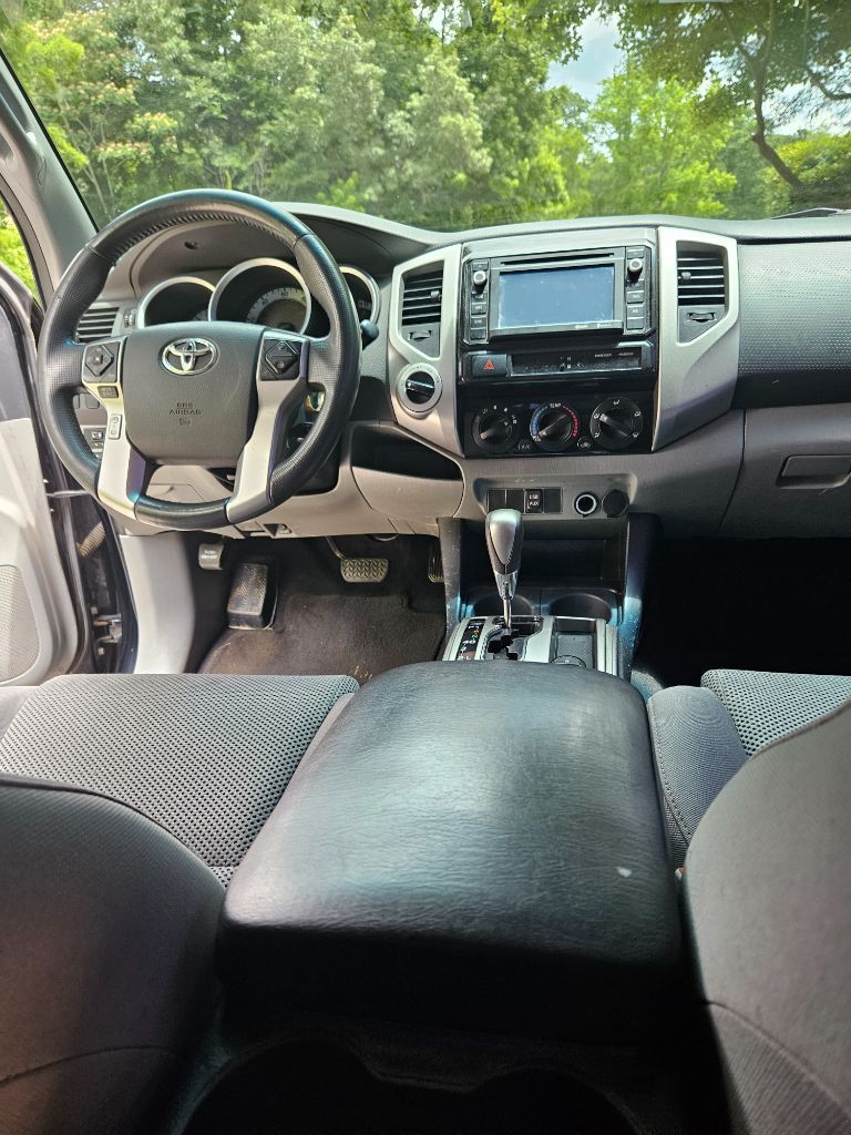 2014 Toyota Tacoma Base - Photo 11