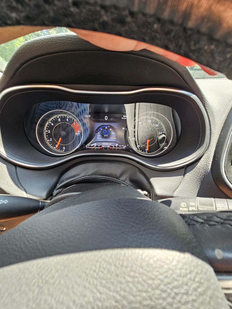 2021 Jeep Cherokee Latitude Lux - Photo 18