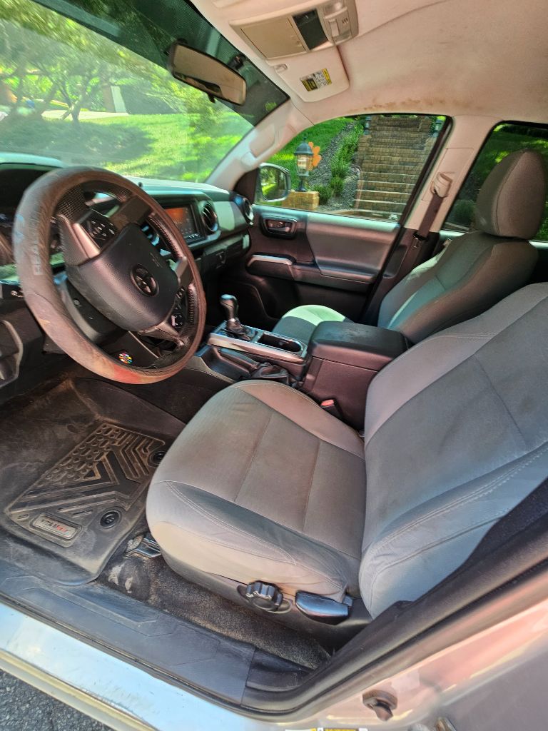 2016 Toyota Tacoma SR5 - Photo 7