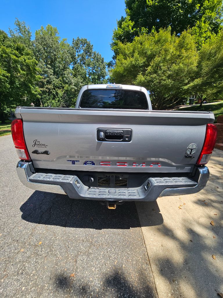 2016 Toyota Tacoma SR5 - Photo 6