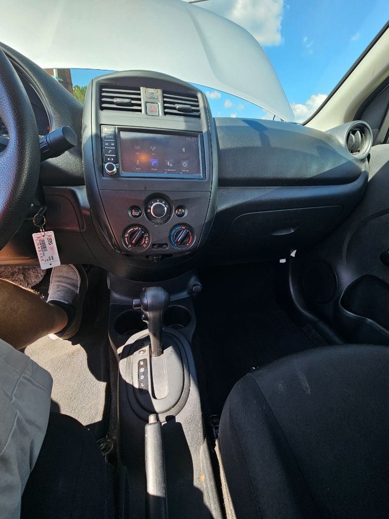 2019 Nissan Versa Sedan S Plus - Photo 13