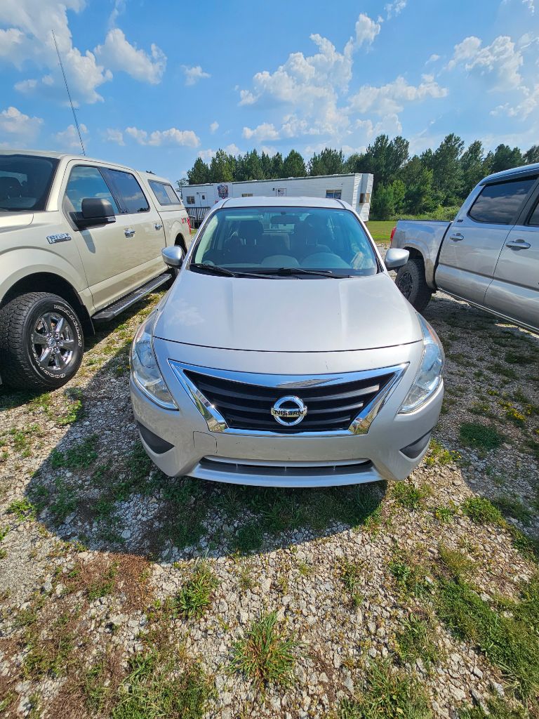 2019 Nissan Versa Sedan S Plus - Photo 16