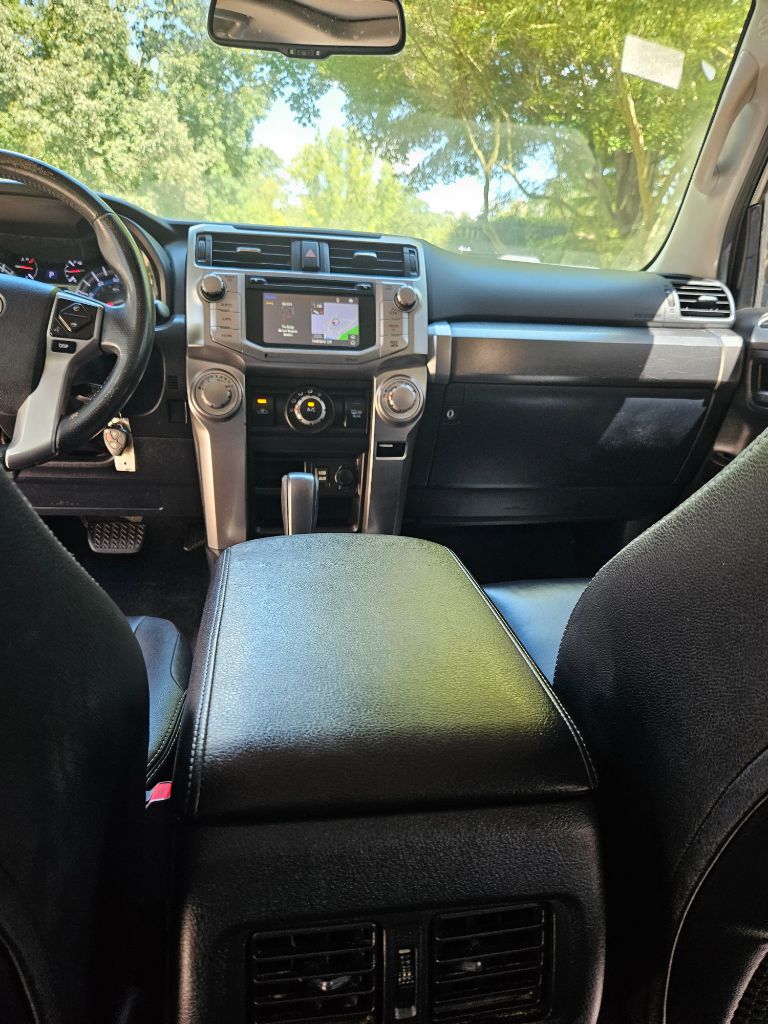 2016 Toyota 4Runner SR5 Premium - Photo 12